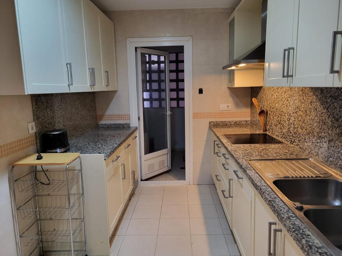 Apartamento Con Jardin ลาลิเนียเดลากอนเซ็ปซีออน ภายนอก รูปภาพ
